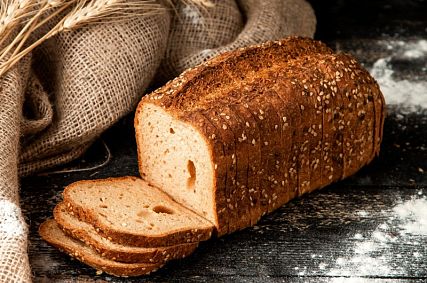 Советы врачей: сколько хлеба в день можно съедать без вреда для здоровья и кому лучше от него отказаться