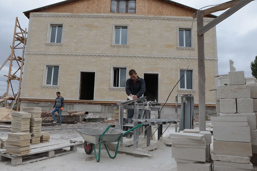 В Новотроицке строительство молельного дома для мусульман близится к завершению 