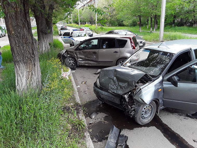В Новотроицке в ДТП на Гагарина пострадал водитель 