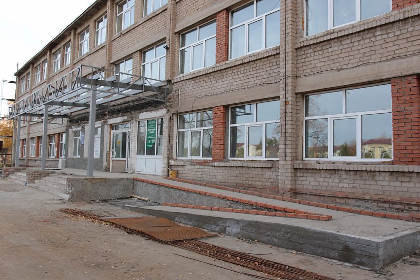 Металлоинвест передал оборудование и поддержал капитальный ремонт больницы в Новотроицке 