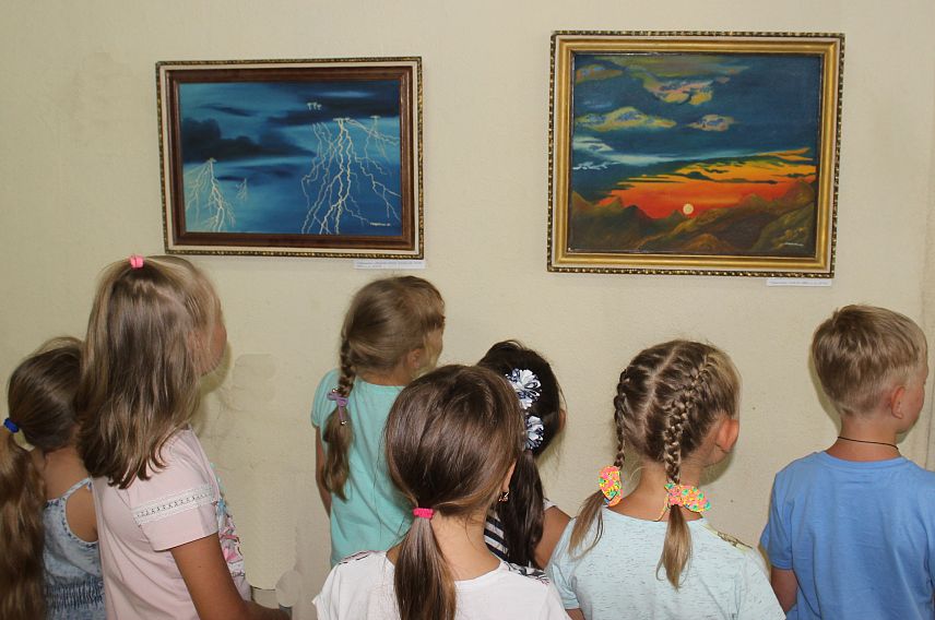 В Новотроицке открылась выставка памяти художника Григория Прядченко
