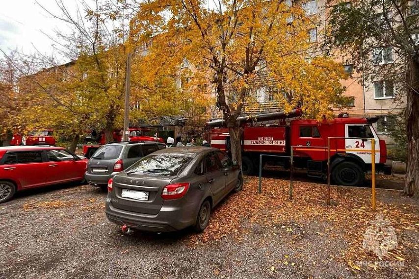 В Новотроицке при пожаре спасли женщину