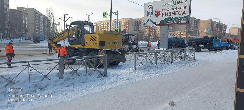 На главной улице Новотроицка произошла коммунальная авария