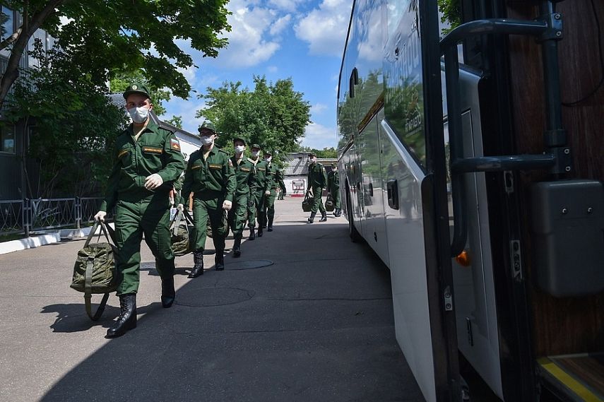 Власти Новотроицка обсудили меры поддержки семьям мобилизованных горожан