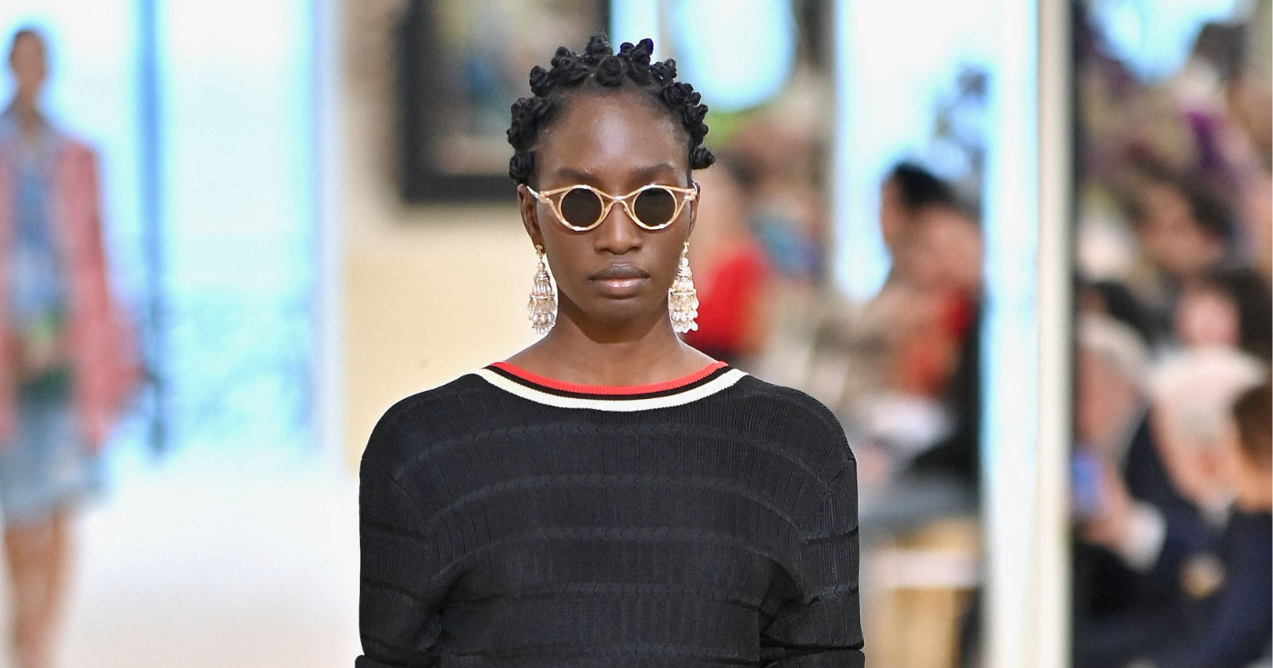 Красное колье Chanel: единственное украшение, которое стоит взять в чемодан этим летом 2026 года